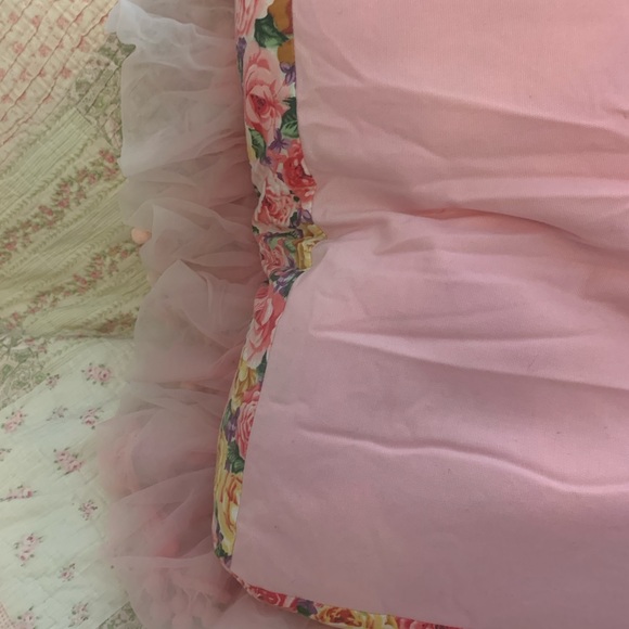 Vintage Handmade Patch Stitch Mixes
Pattern Accent Ruffled Pillow Pink
Multi 20" - Picture 7 of 13